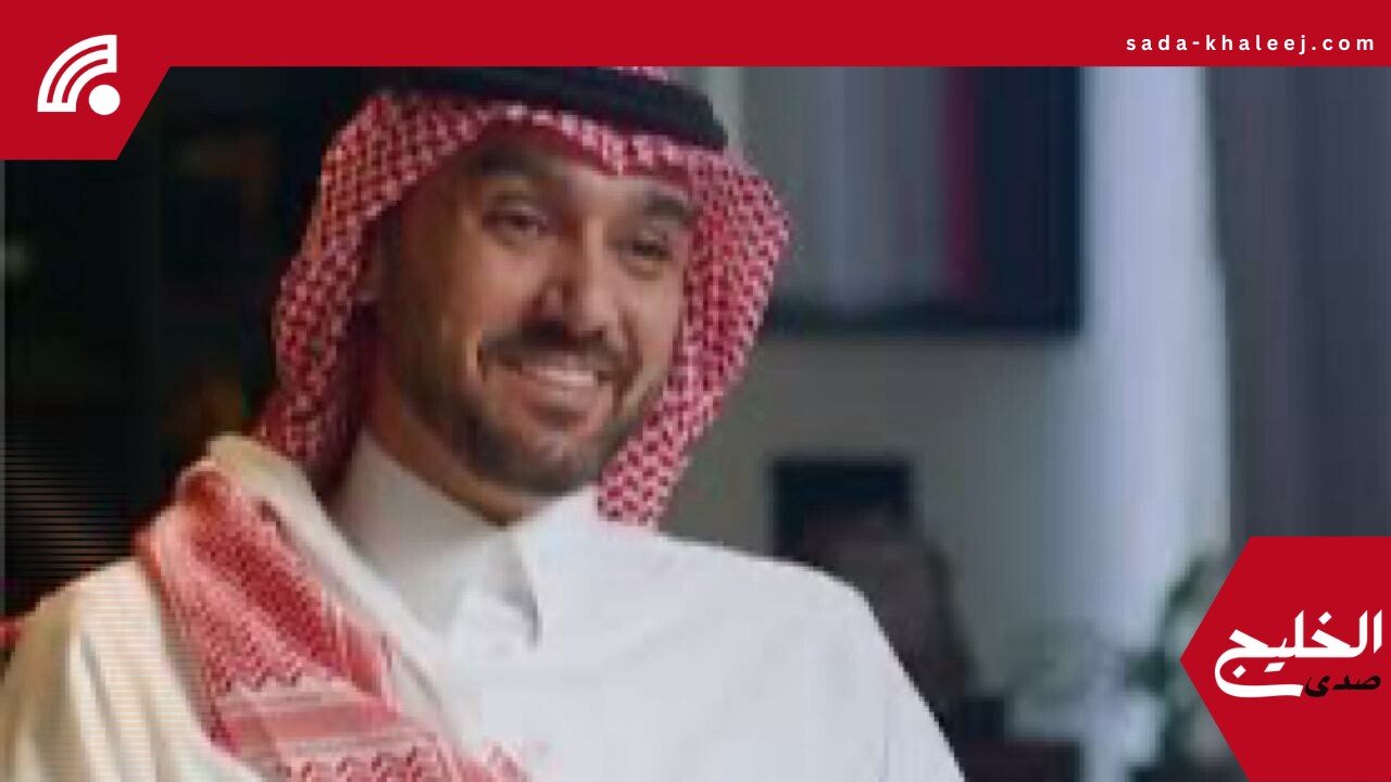 وزير الرياضة يهنئ الهلال بفوزه التاريخي على مانشستر سيتي في مباراة مثيرة